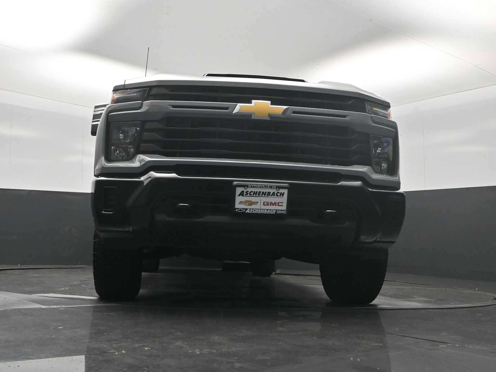 Used 2024 Chevrolet Silverado 2500 Custom w/ Custom Value Package AWD/4WD image 32