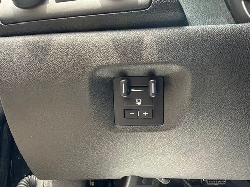 Used 2013 Chevrolet Tahoe LT AWD/4WD image 27