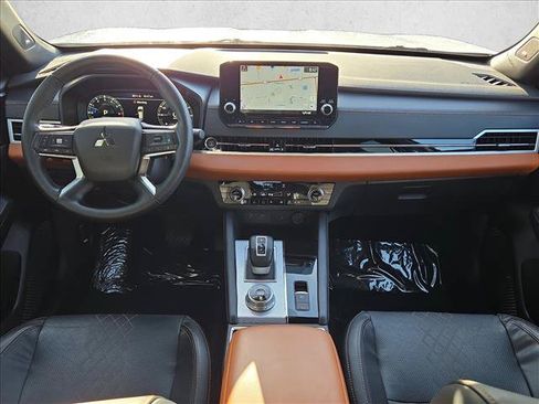 Used 2024 Mitsubishi Outlander SEL FWD image 18