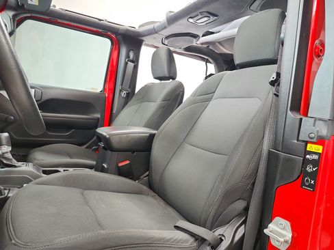Used 2021 Jeep Wrangler Sport AWD/4WD image 11
