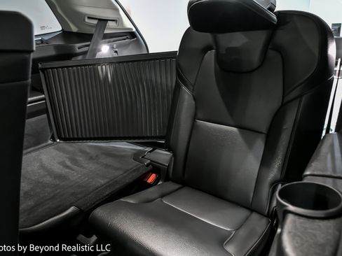 Used 2024 Volvo XC90 B6 Plus image 15