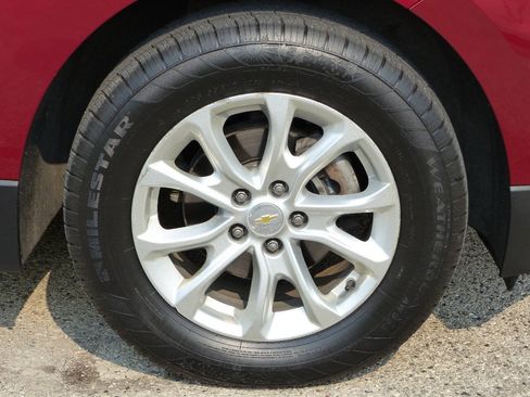 Used 2018 Chevrolet Equinox LT AWD/4WD image 13