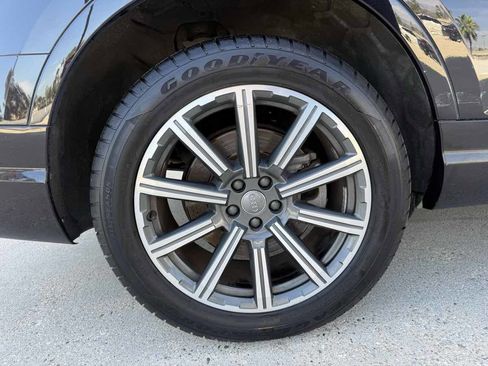 Used 2017 Audi Q7 3.0T Premium Plus image 9