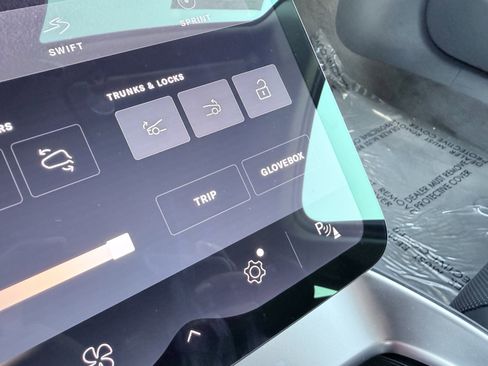 Used 2025 Lucid Air Touring image 84