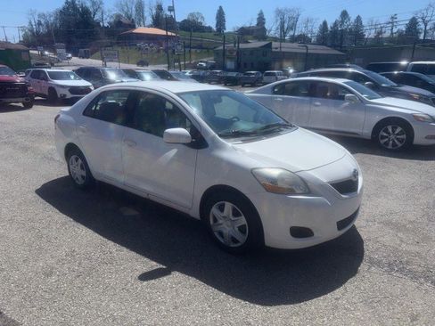 Used 2010 Toyota Yaris Sedan FWD image 7