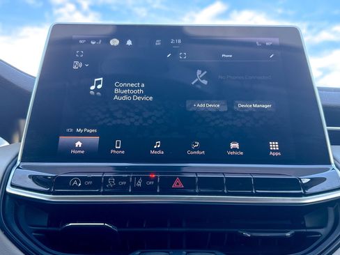 Used 2022 Jeep Compass Limited image 29