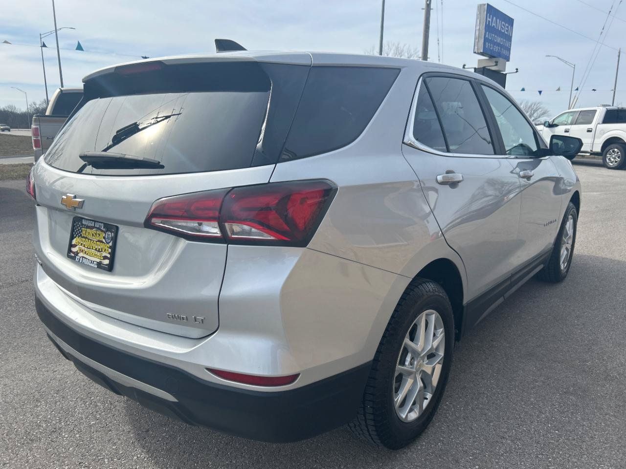 Used 2022 Chevrolet Equinox LT AWD/4WD image 5