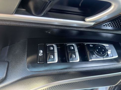 Used 2020 Kia Telluride LX AWD/4WD image 15
