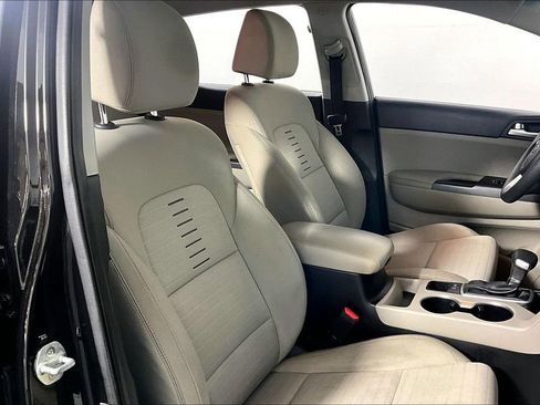 Used 2020 Kia Sportage LX w/ LX Popular Package FWD image 7