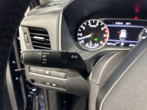 Certified 2026 Nissan Rogue SV AWD/4WD image 21