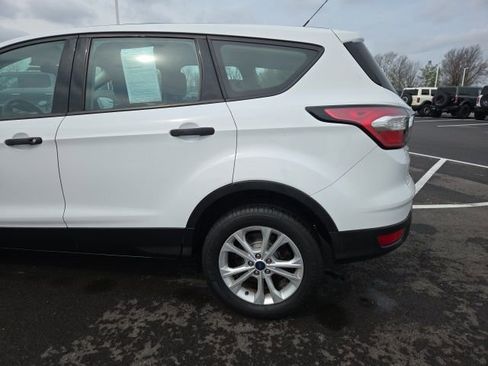 Used 2017 Ford Escape S image 16