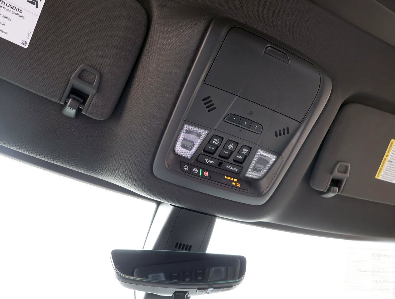 Used 2022 Buick Enclave Avenir w/ Avenir Technology Package FWD image 58