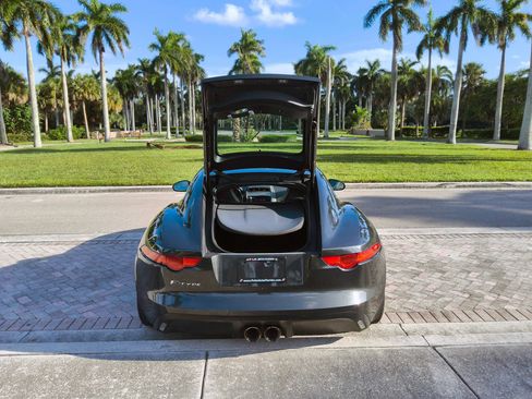 Used 2016 Jaguar F-TYPE Coupe RWD image 15