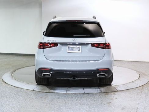Used 2024 Mercedes-Benz GLS 580 4MATIC image 12