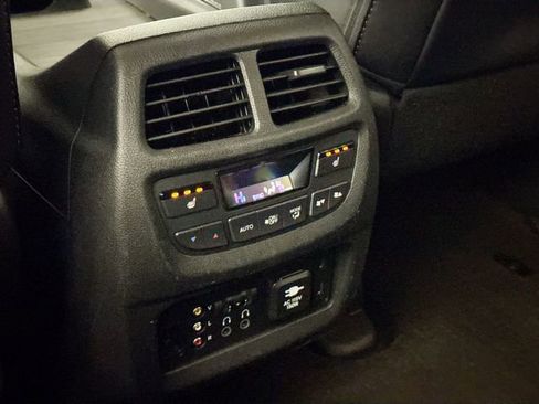 Used 2016 Honda Pilot Elite image 51