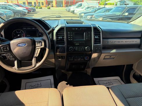 Used 2019 Ford F250 XLT AWD/4WD image 13