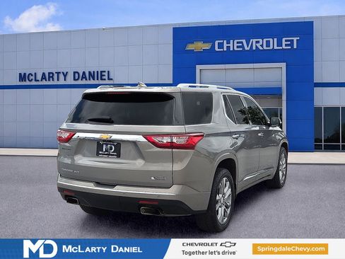 Used 2018 Chevrolet Traverse Premier AWD/4WD image 5