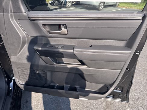 New 2026 Toyota Tundra Platinum AWD/4WD image 39
