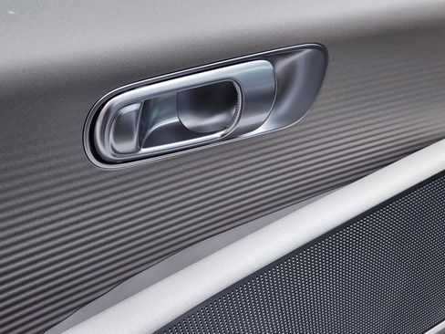 New 2025 Hyundai Ioniq 6 SEL image 27