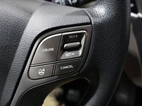 Used 2015 Hyundai Santa Fe Sport image 30