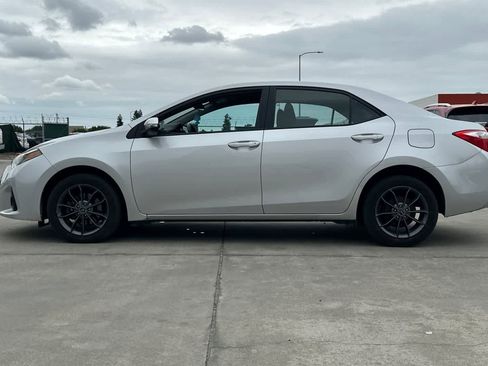 Used 2015 Toyota Corolla S FWD image 6