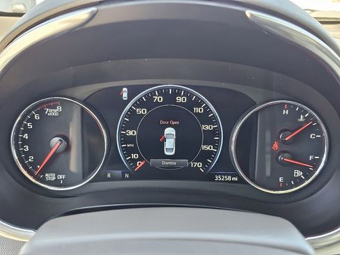 Used 2024 Chevrolet Malibu LT image 40