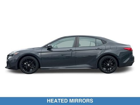 Used 2025 Toyota Camry SE FWD image 9