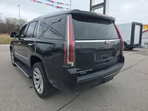 Used 2020 Cadillac Escalade Premium Luxury image 7