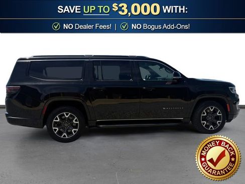 Used 2023 Jeep Wagoneer L Series III RWD image 8