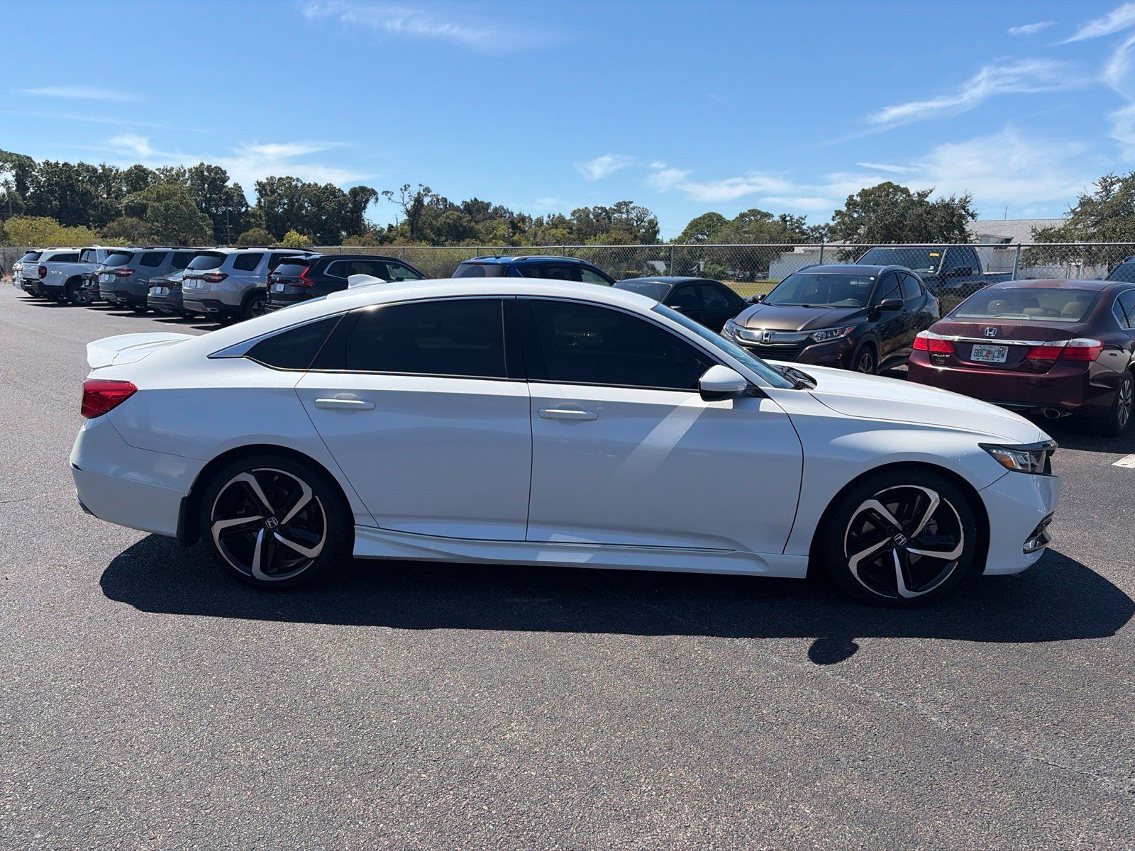 Used 2018 Honda Accord Sport image 8