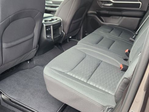 New 2026 RAM 1500 4x4 Crew Cab image 8