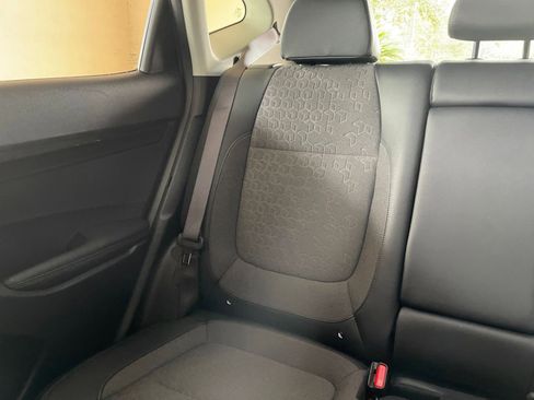 Used 2025 Kia Seltos S image 34