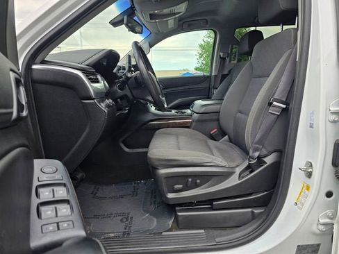 Used 2017 Chevrolet Suburban LS AWD/4WD image 17