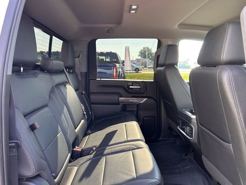 Used 2022 Chevrolet Silverado 2500 LTZ w/ LTZ Plus Package AWD/4WD image 19