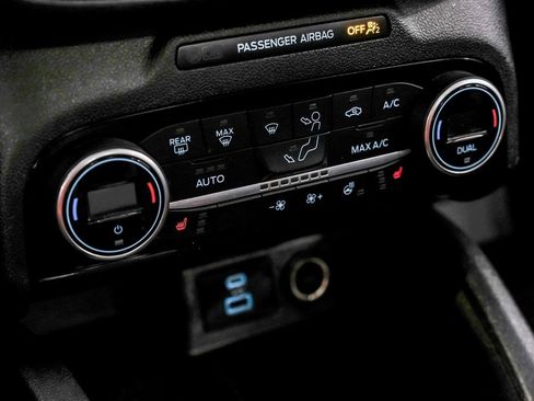 Used 2021 Ford Escape SEL image 33