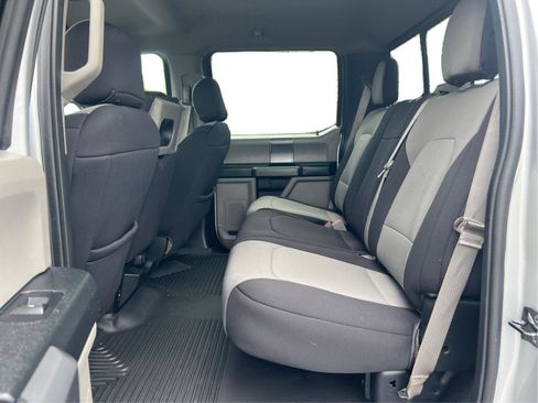 Used 2018 Ford F150 XLT w/ Equipment Group 302A Luxury AWD/4WD image 12