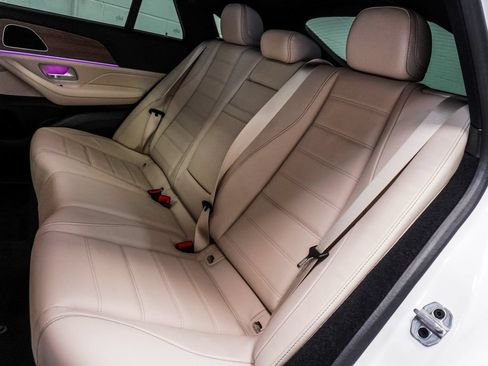Used 2025 Mercedes-Benz GLE 450 4MATIC Coupe w/ Night Package image 8
