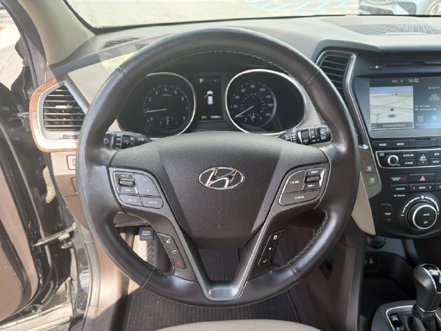 Used 2018 Hyundai Santa Fe Sport w/ 2.4L Tech Package 04 AWD/4WD image 26