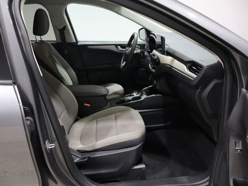 Used 2021 Ford Escape SE image 22