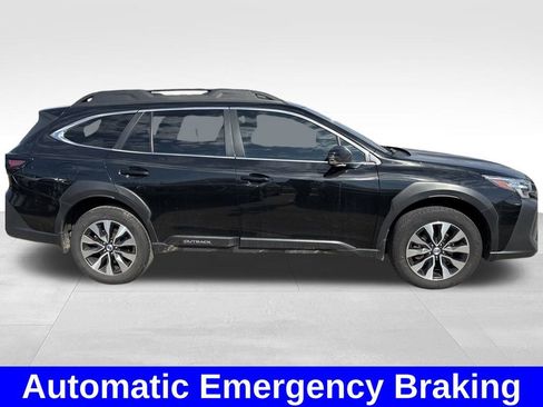 Used 2023 Subaru Outback Limited XT image 9
