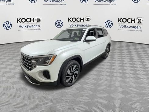 New 2026 Volkswagen Atlas SEL image 4