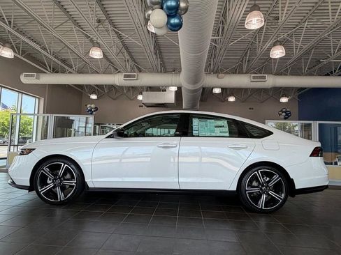 New 2026 Honda Accord SE image 22