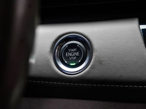Used 2024 Cadillac Escalade Premium Luxury Platinum RWD image 41