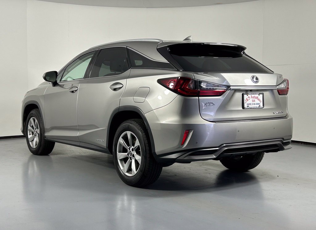 Used 2019 Lexus RX 450h AWD w/ Navigation Package image 5
