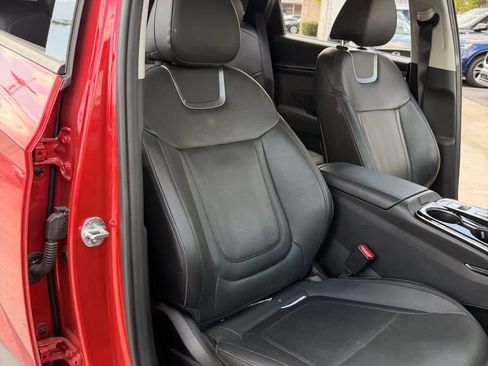 Used 2022 Hyundai Tucson Limited FWD image 12