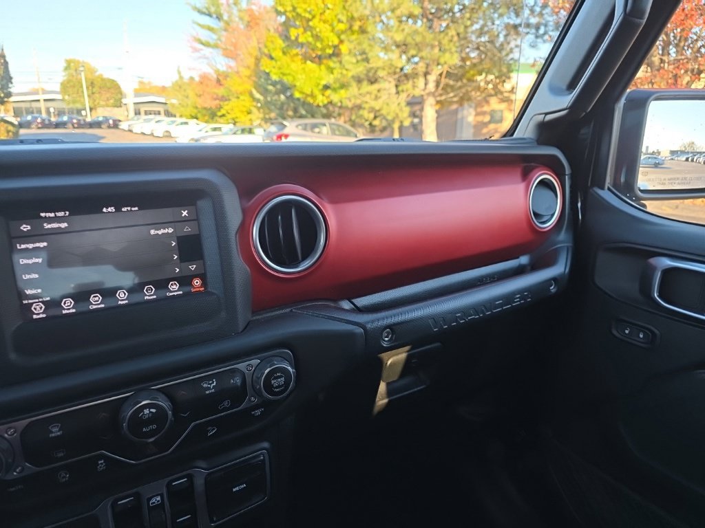 Used 2018 Jeep Wrangler Unlimited Rubicon AWD/4WD image 22