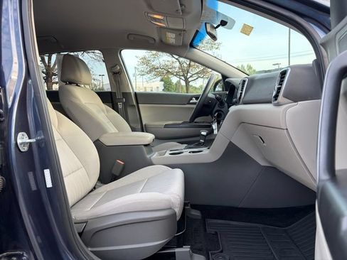 Used 2017 Kia Sportage LX AWD/4WD image 14