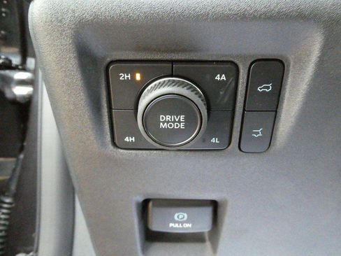 New 2025 Ford Expedition Max Active image 31