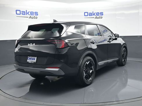 Used 2026 Kia Sportage EX FWD image 8