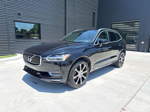 Used 2019 Volvo XC60 T5 Inscription FWD image 1